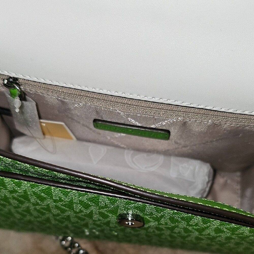 Michael Kors Green and White Crossbody Bag NWT - Picture 7 of 11